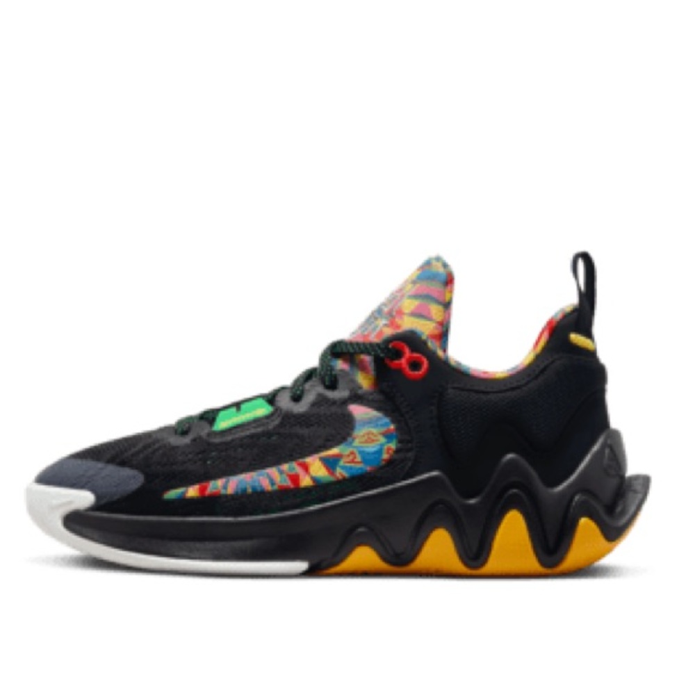 Nike Giannis Immortality 2, youth size 7